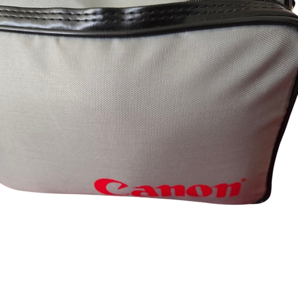 Vintage 1990s Canon EOS 300EZ Speedlite 630 Camera with Black Finish EUC - Picture 7 of 8